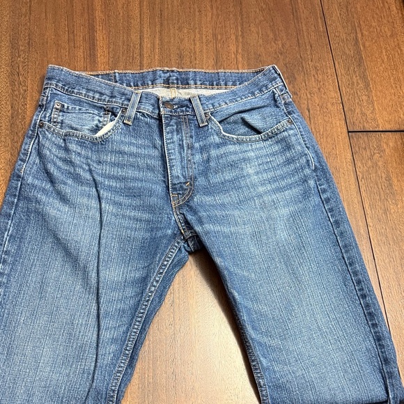 Levi's Men's Classic Straight Blue Jeans - Picture 3 of 3